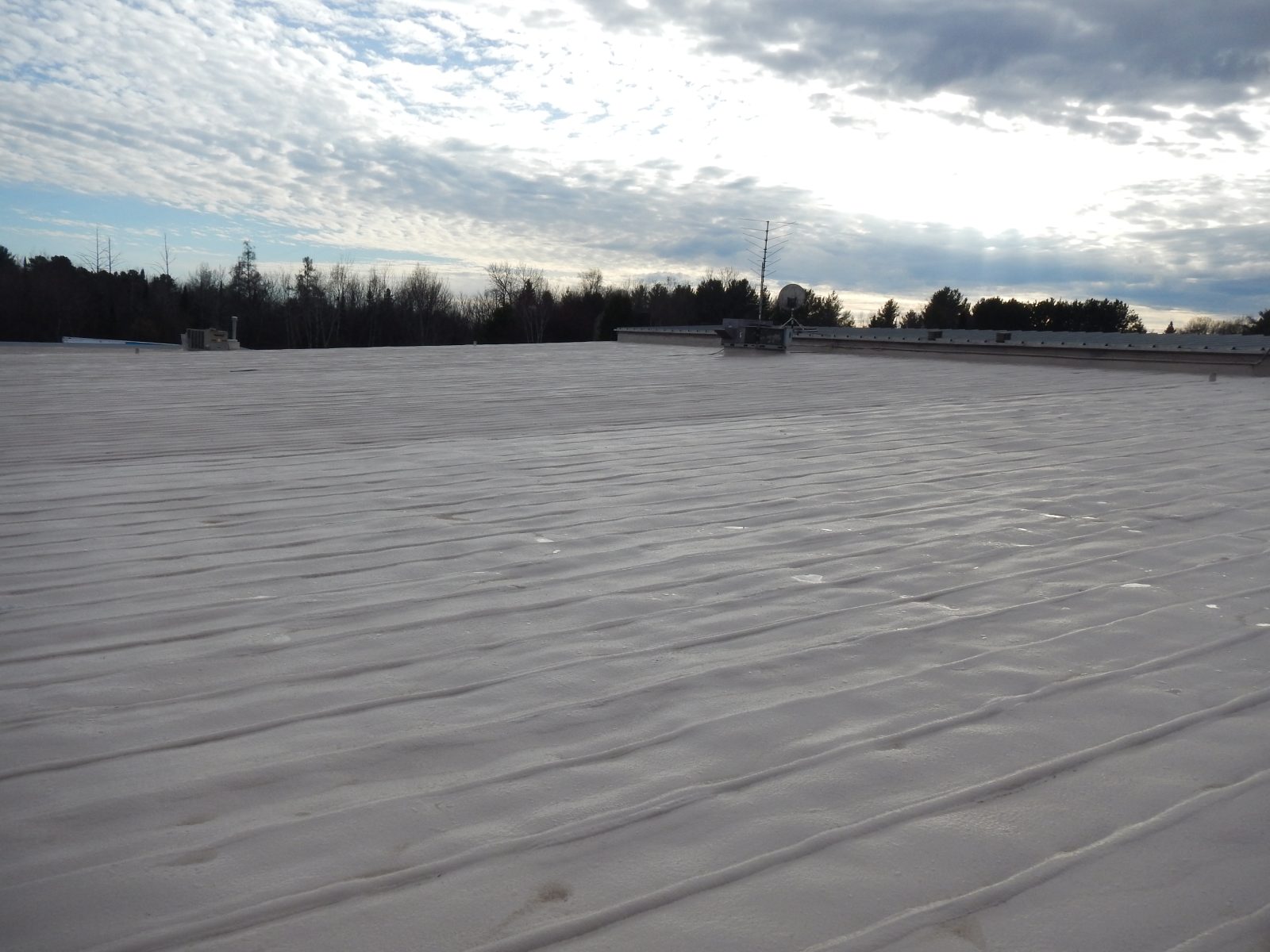 Metal roof coating — Roof job 08
